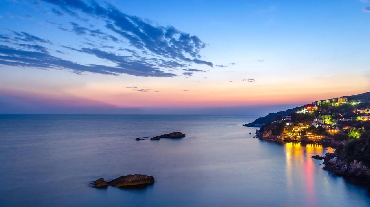 Apartments Gucci Ulcinj Bagian luar foto