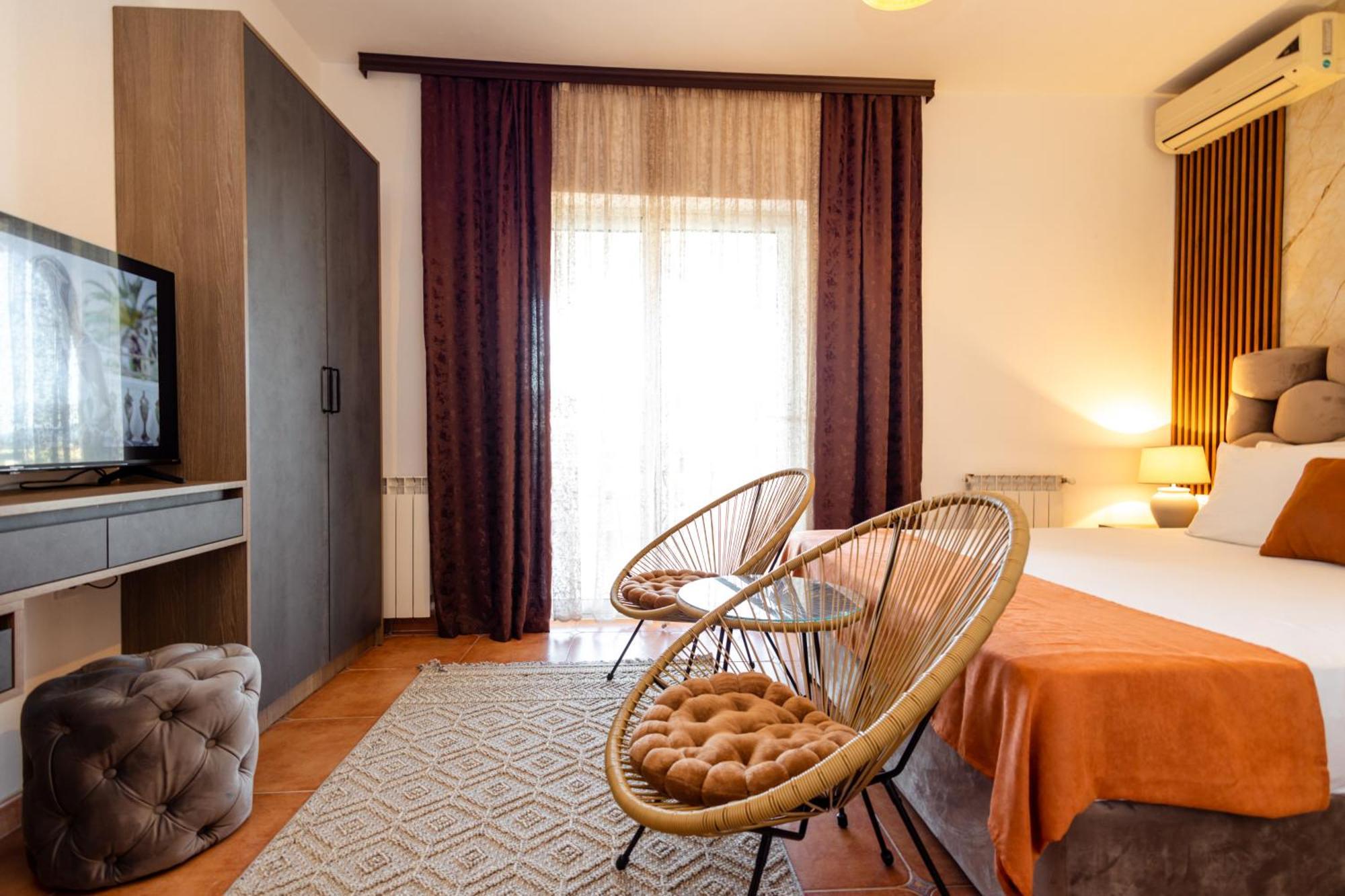 Apartments Gucci Ulcinj Ruang foto